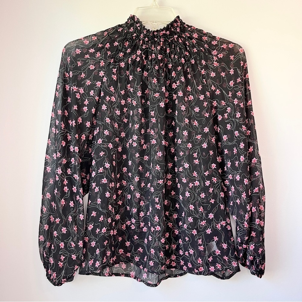 🏷️ 2/$20 Elizabeth and James Sheer Balloon Sleeve Micro Floral Blouse